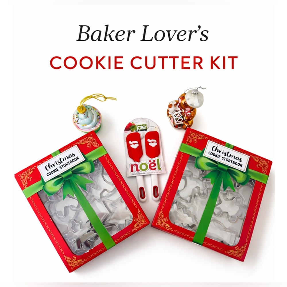Christmas Cookie Storybook Bakers Set plus!